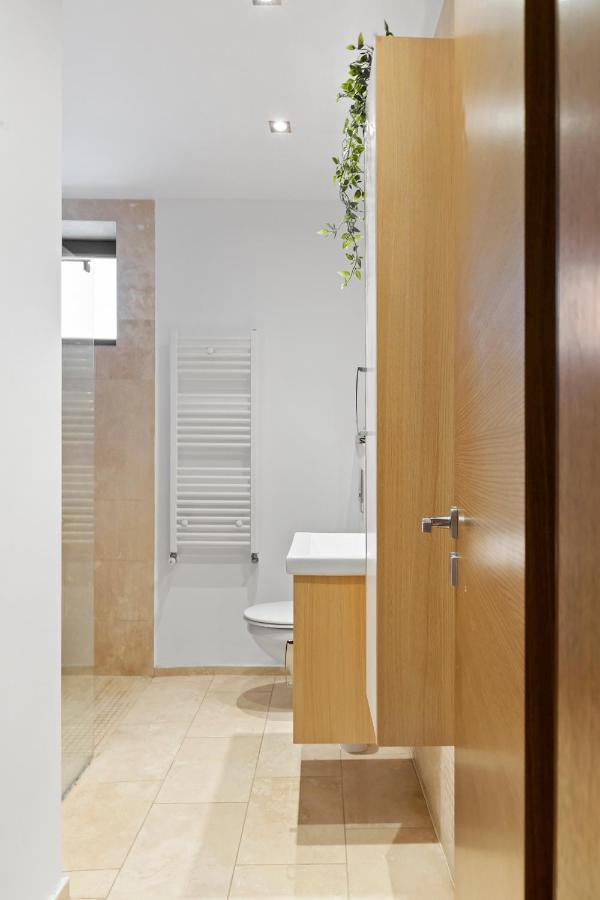 City Heart Retreat Elegant Apartment 부쿠레슈티 외부 사진