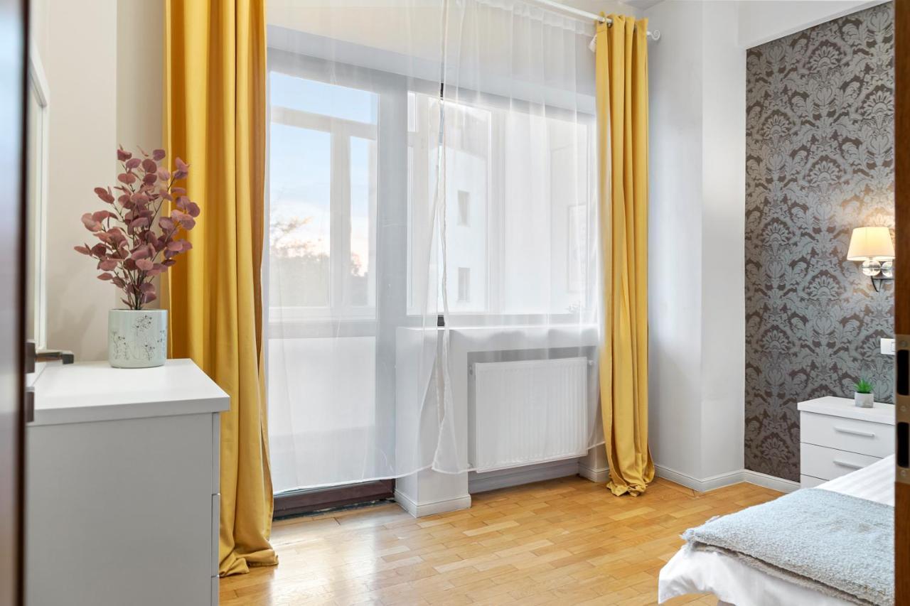 City Heart Retreat Elegant Apartment 부쿠레슈티 외부 사진