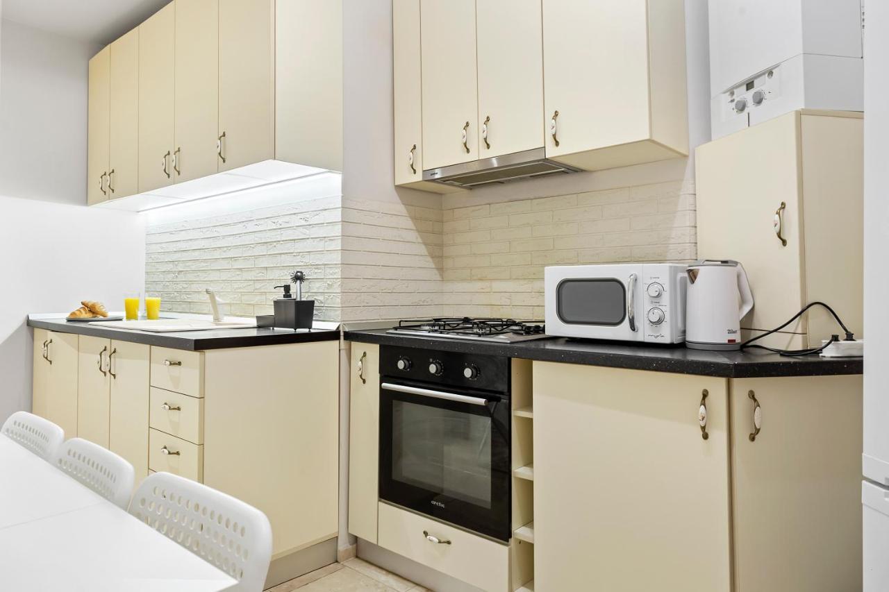 City Heart Retreat Elegant Apartment 부쿠레슈티 외부 사진